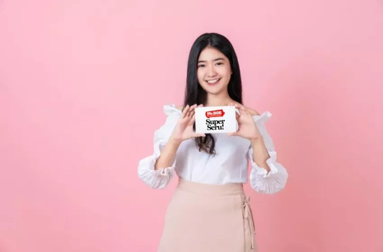 30 Panggilan Cewek Cantik dalam Bahasa Inggris yang Bikin Hubungan Makin Romantis - Kampung Inggris