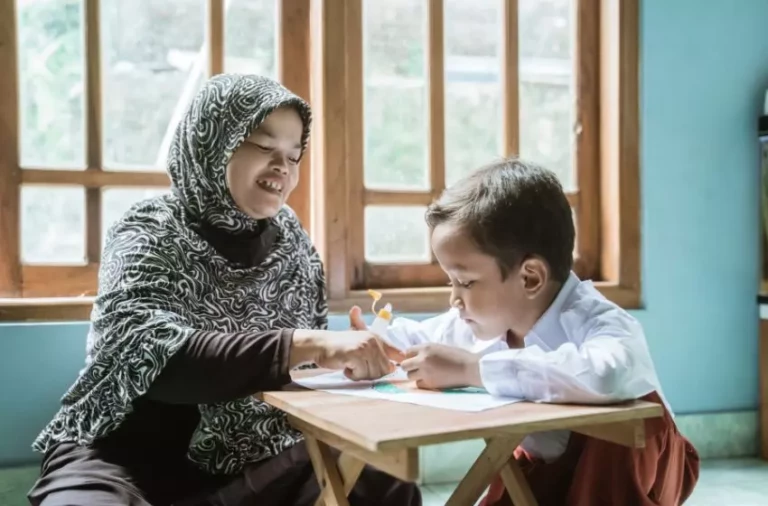 3 Alasan Si Kecil Wajib Belajar Bahasa Inggris Sejak Dini - Kampung Inggris